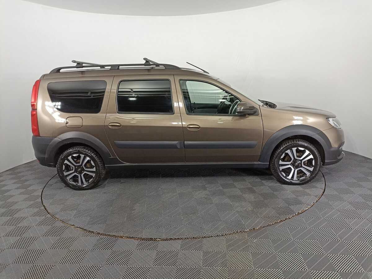 Б/У Лада (ВАЗ) Ларгус 2021 года. Фото: #3