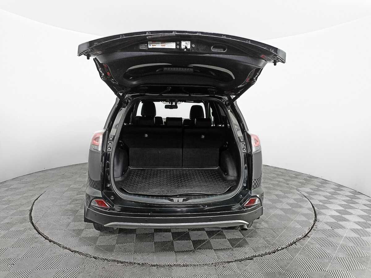 Б/У Тойота Рав4 2019 года. Фото: #6