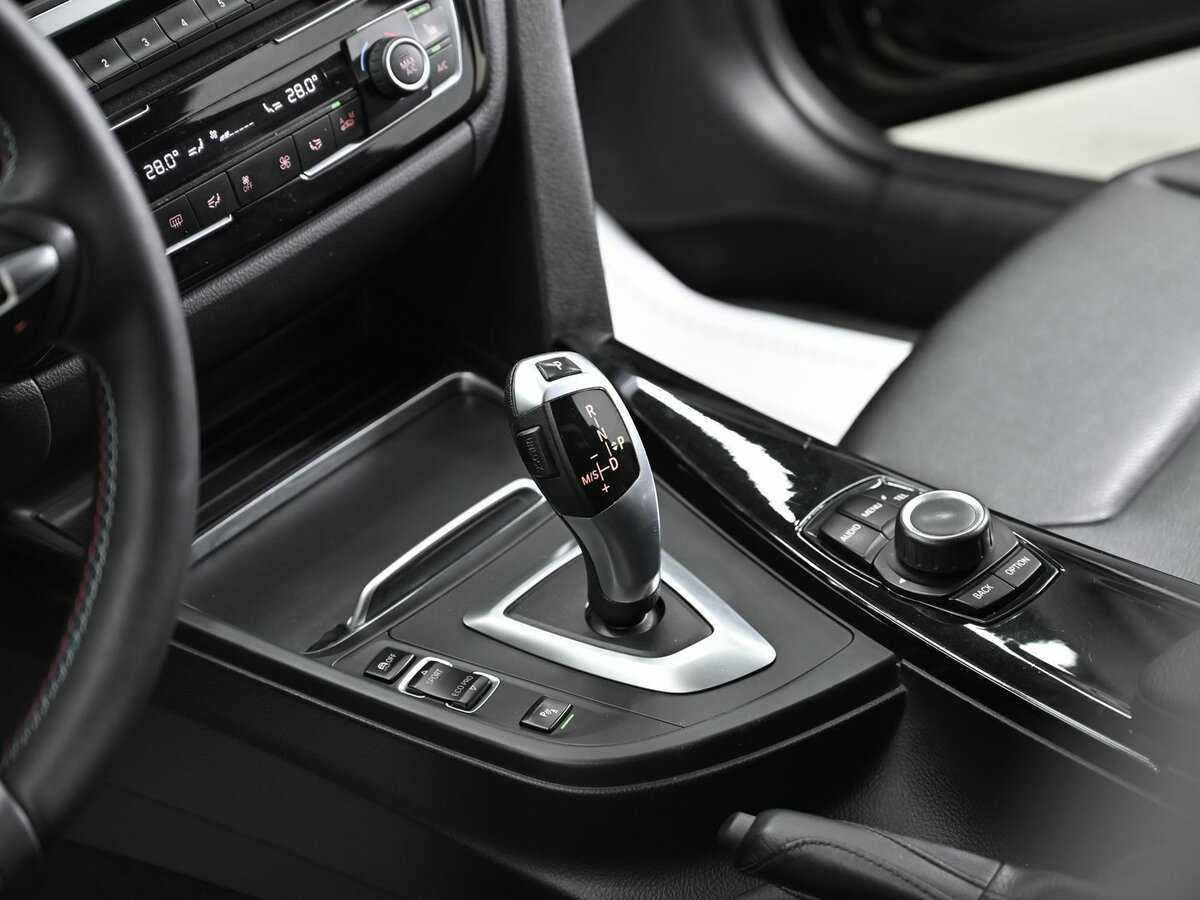 Б/У БМВ 3 серии 2017 года. Фото: #12