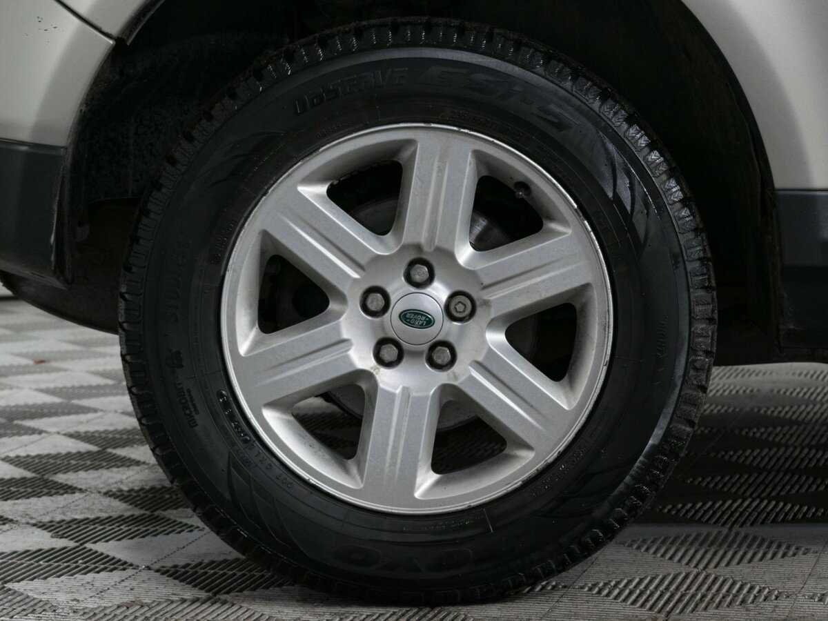 Б/У Лэнд Ровер Фрилендер 2013 года. Фото: #16