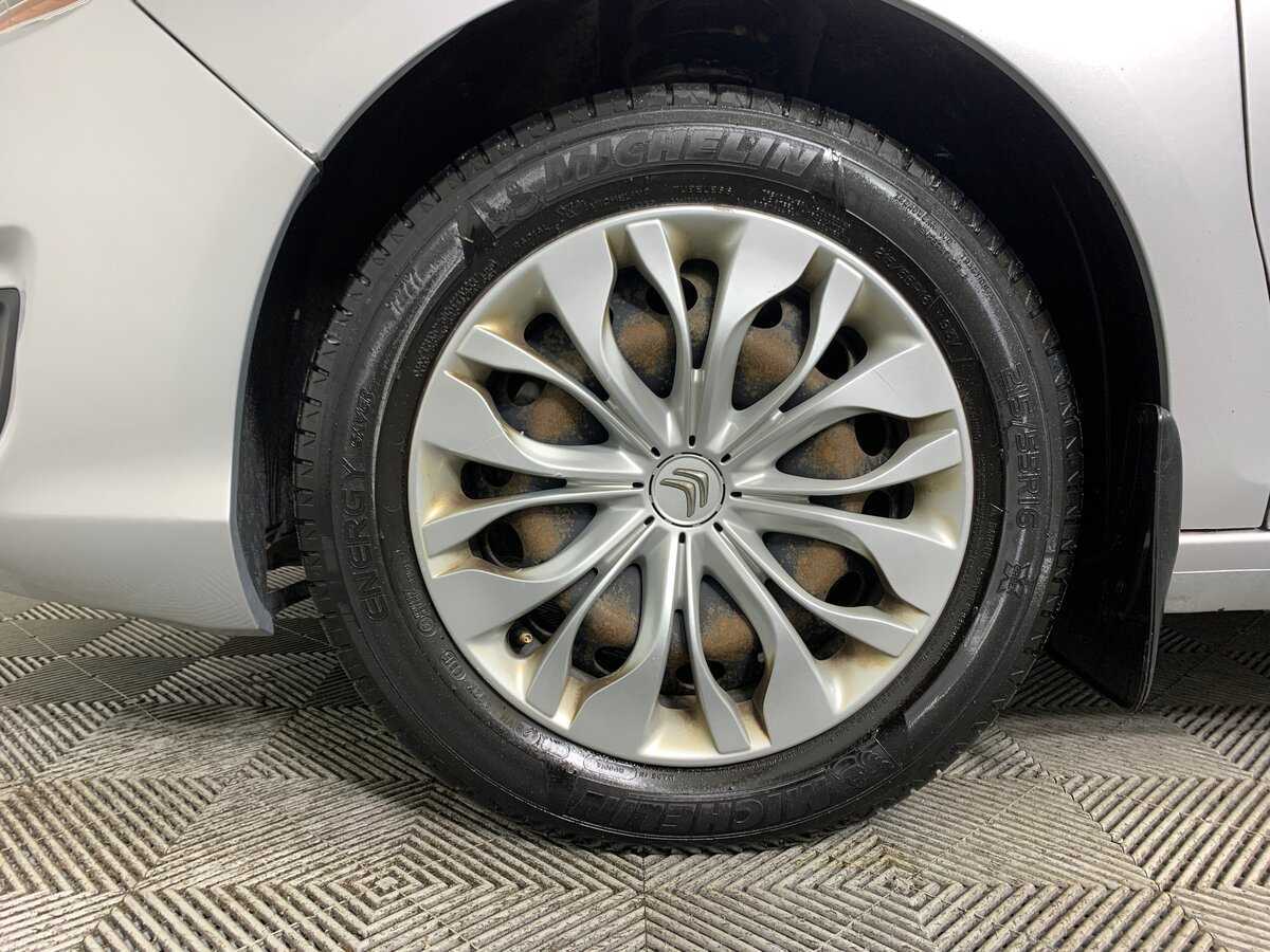 Б/У Ситроен Ц4 2015 года. Фото: #8