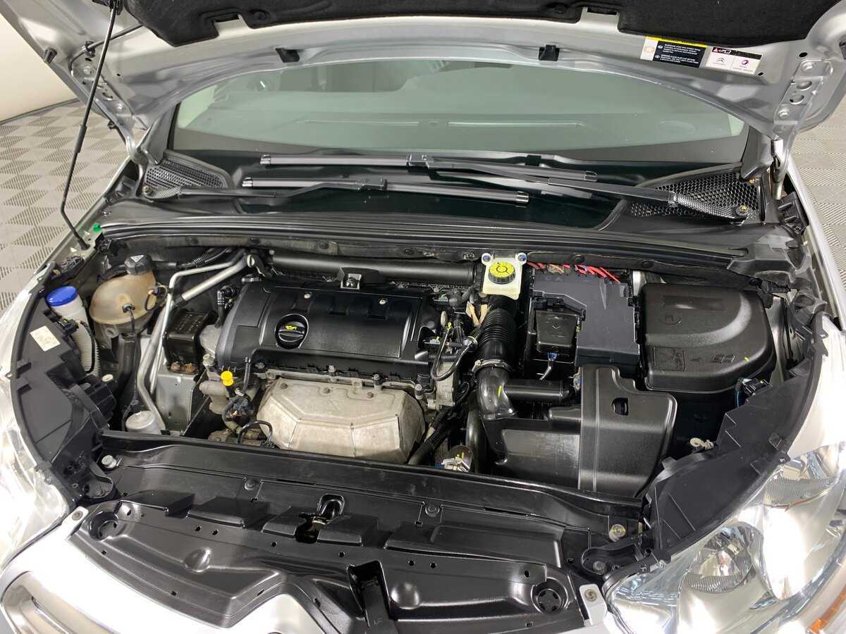 Б/У Ситроен Ц4 2015 года. Фото: #10