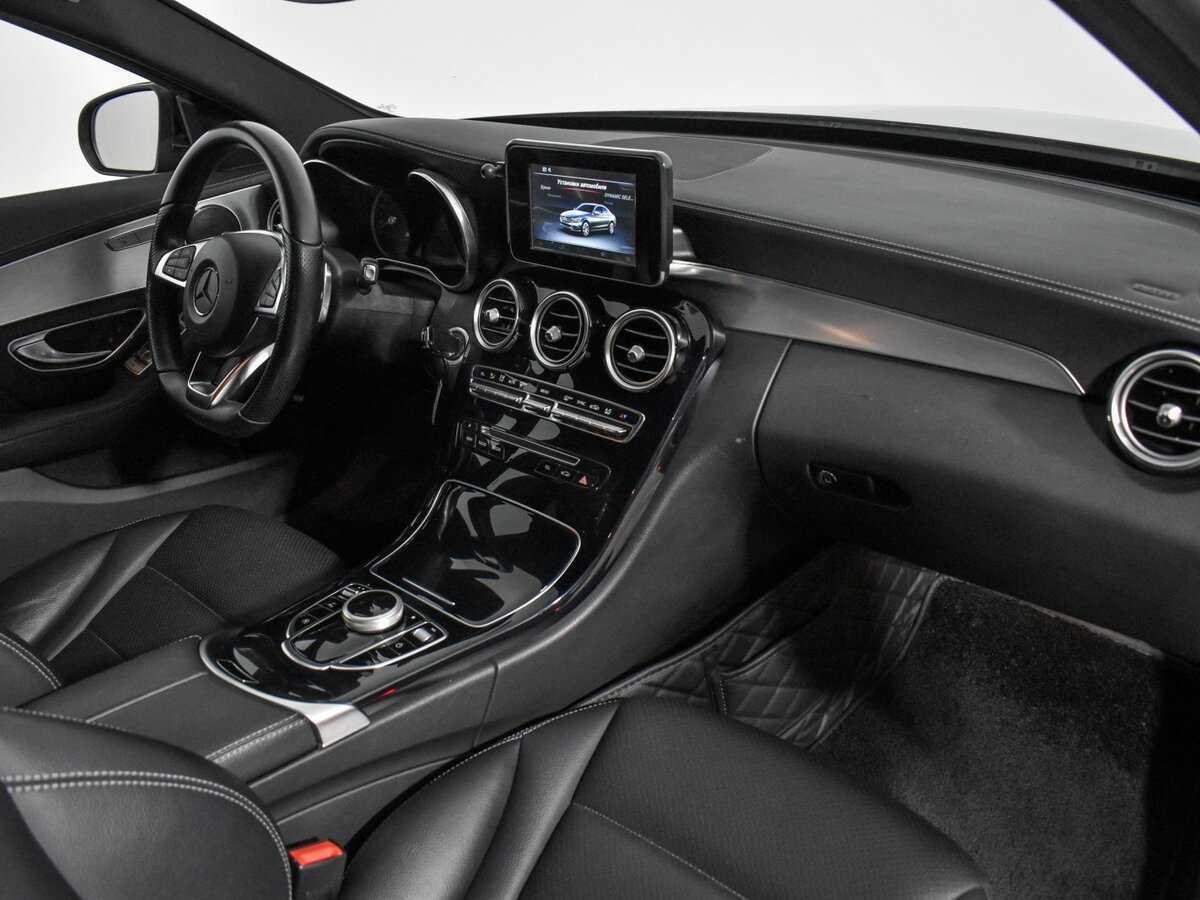 Б/У Мерседес-Бенц Ц-Класс 2015 года. Фото: #9