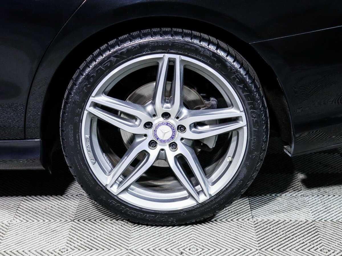 Б/У Мерседес-Бенц Е-Класс 2016 года. Фото: #11