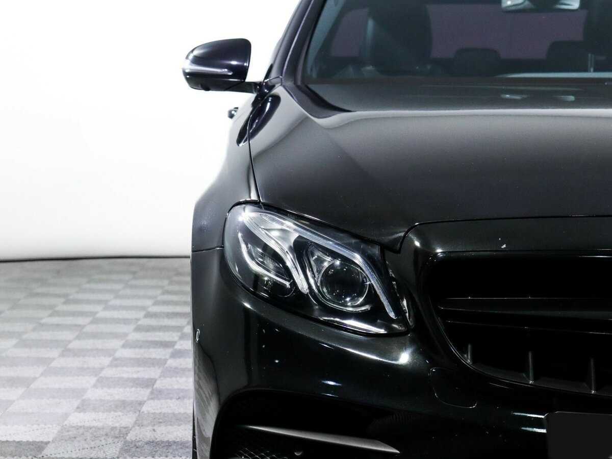 Б/У Мерседес-Бенц Е-Класс 2016 года. Фото: #13