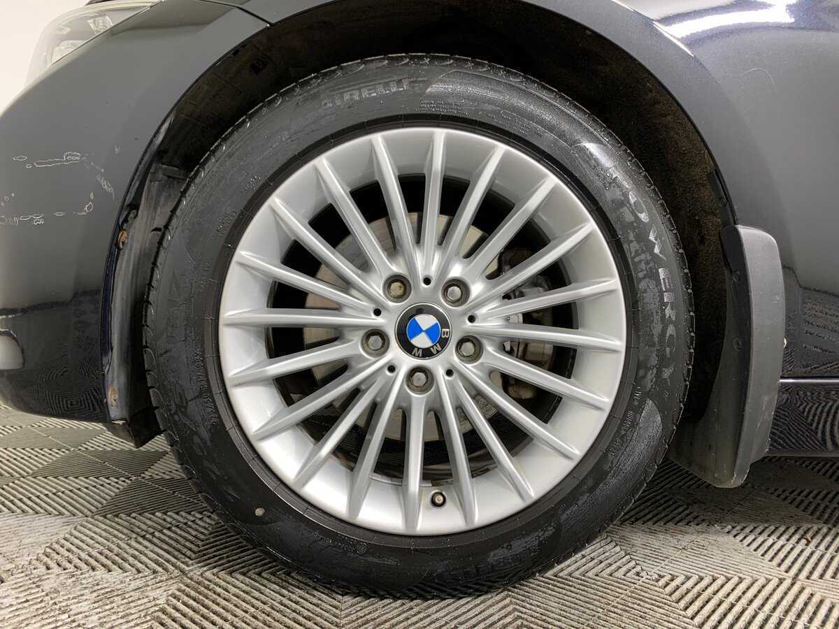 Б/У БМВ 3 серии 2013 года. Фото: #8