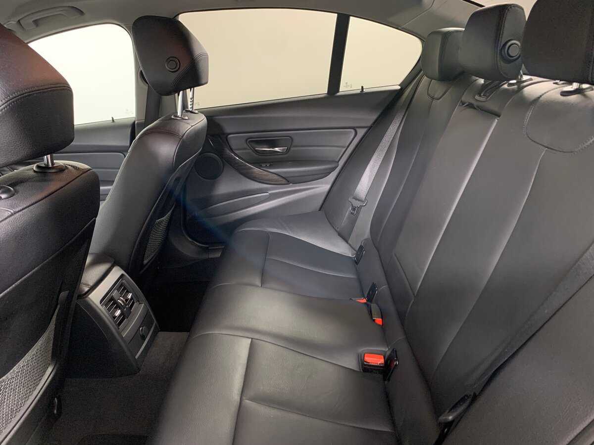 Б/У БМВ 3 серии 2013 года. Фото: #18