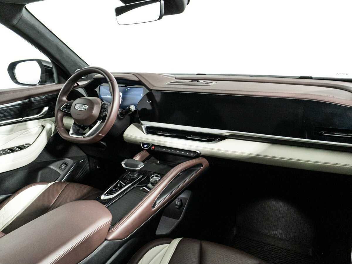 Б/У Джили Монжаро 2022 года. Фото: #8