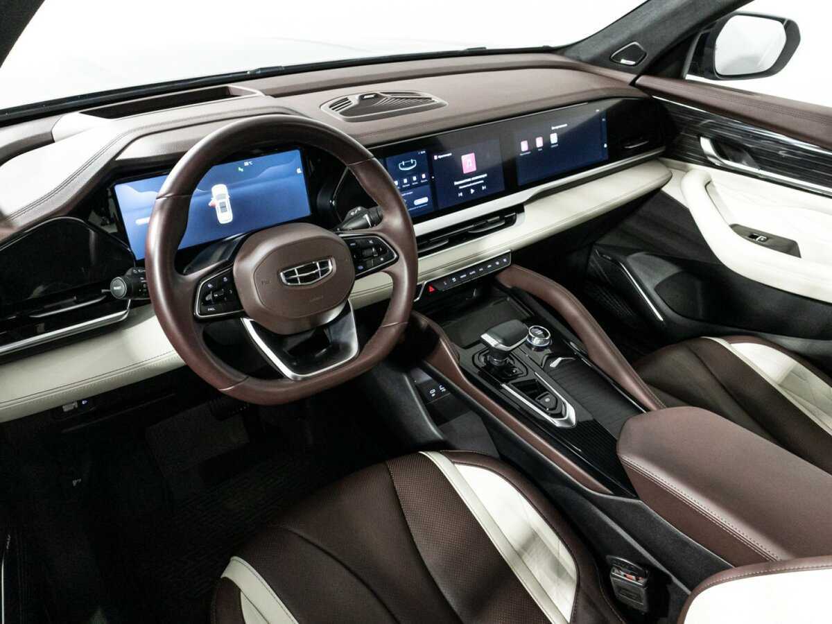 Б/У Джили Монжаро 2022 года. Фото: #10