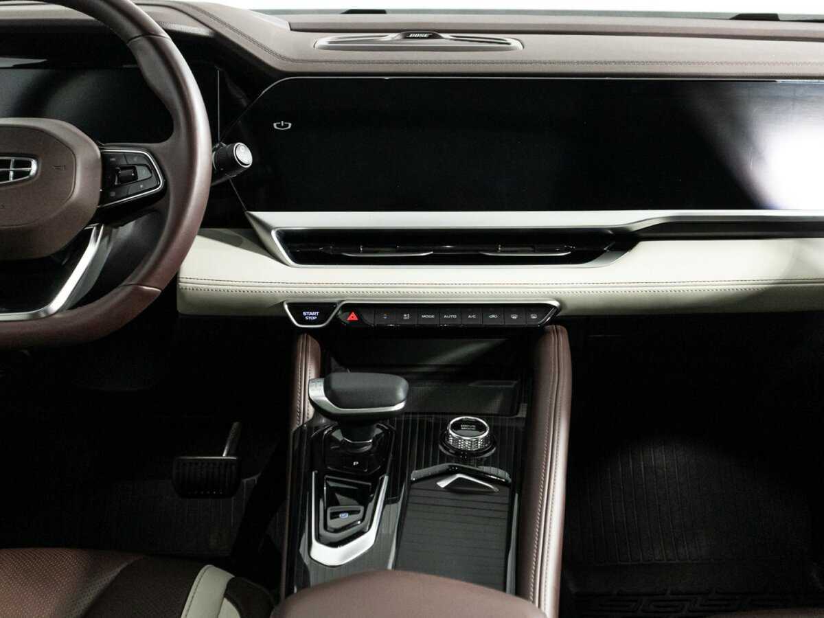 Б/У Джили Монжаро 2022 года. Фото: #13