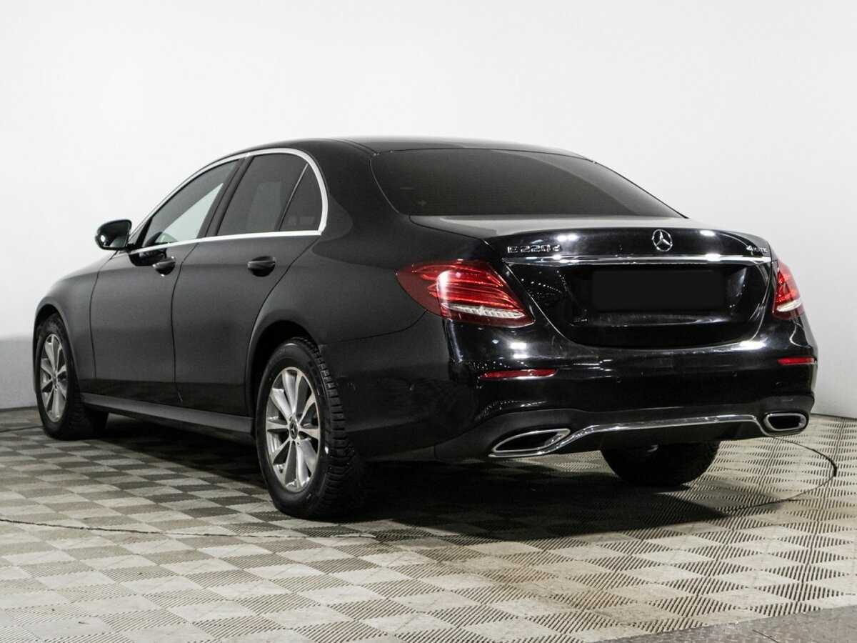 Б/У Мерседес-Бенц Е-Класс 2019 года. Фото: #6