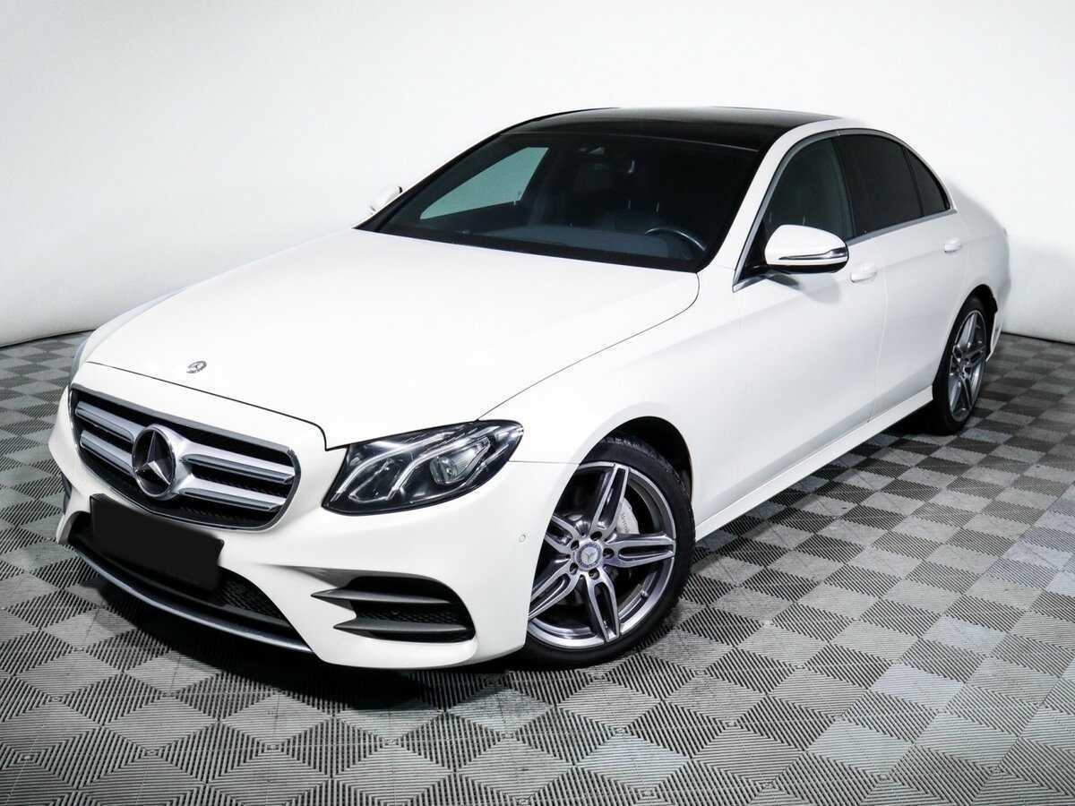 Б/У Мерседес-Бенц Е-Класс 2016 года. Фото: #12