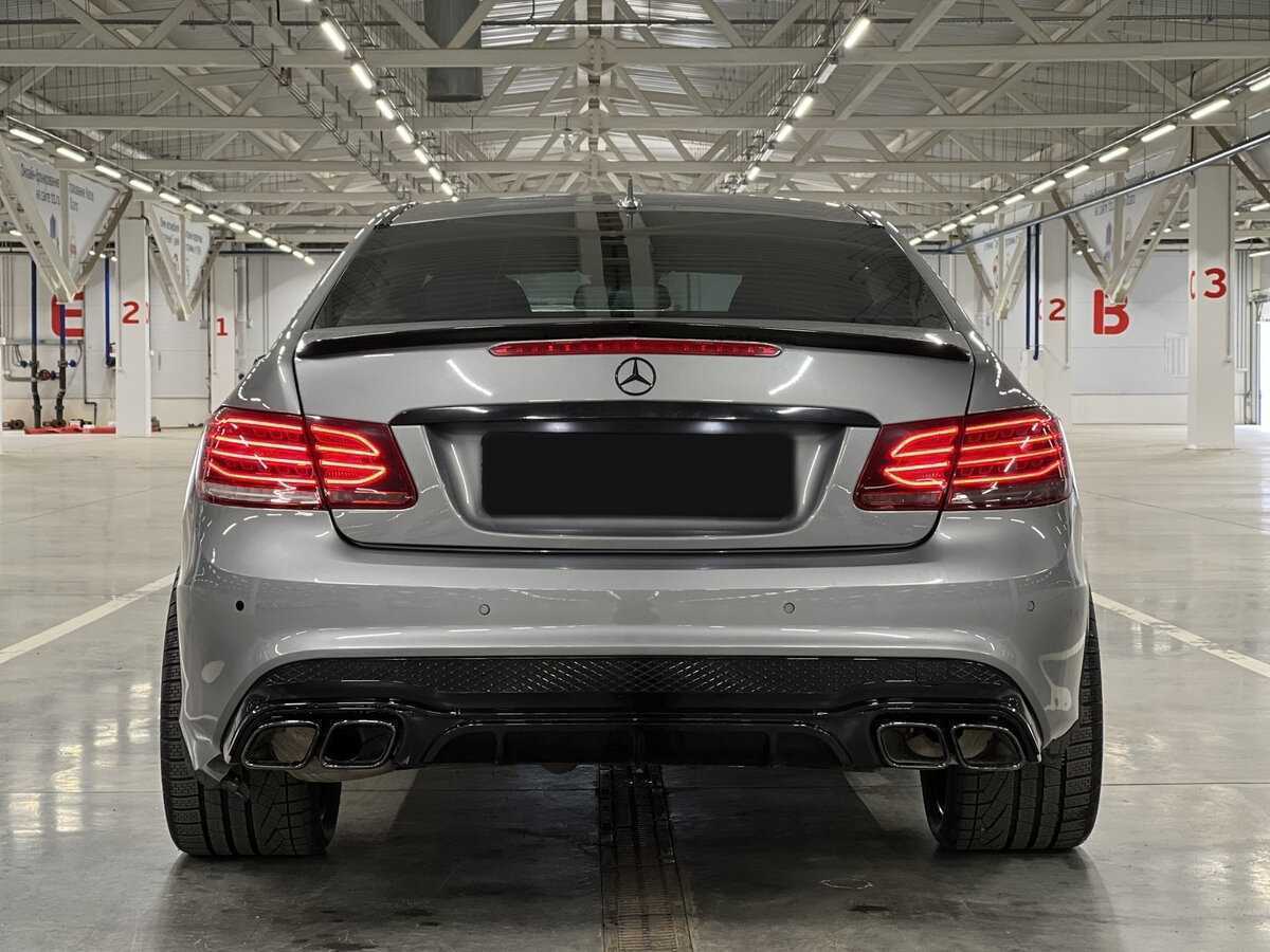 Б/У Мерседес-Бенц Е-Класс 2015 года. Фото: #5