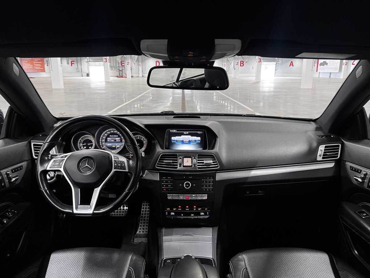 Б/У Мерседес-Бенц Е-Класс 2015 года. Фото: #13