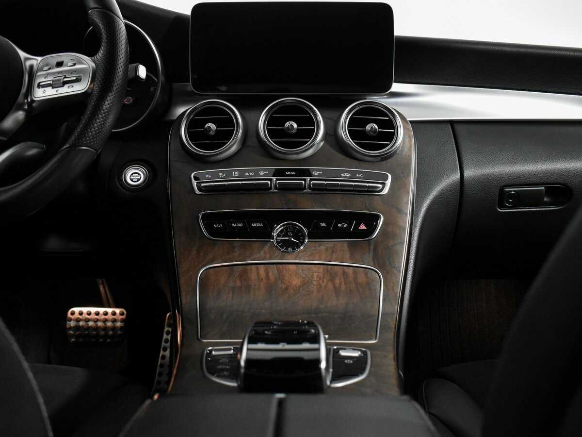 Б/У Мерседес-Бенц Ц-Класс 2019 года. Фото: #14