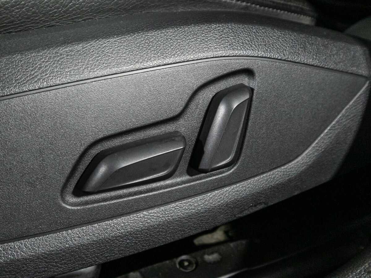 Б/У Ауди А4 2018 года. Фото: #14