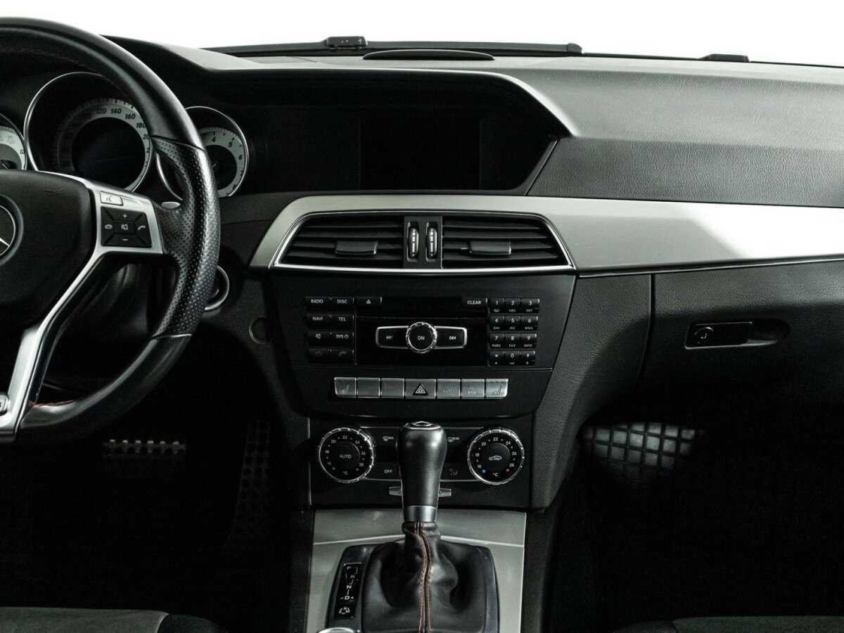 Б/У Мерседес-Бенц Ц-Класс 2013 года. Фото: #10