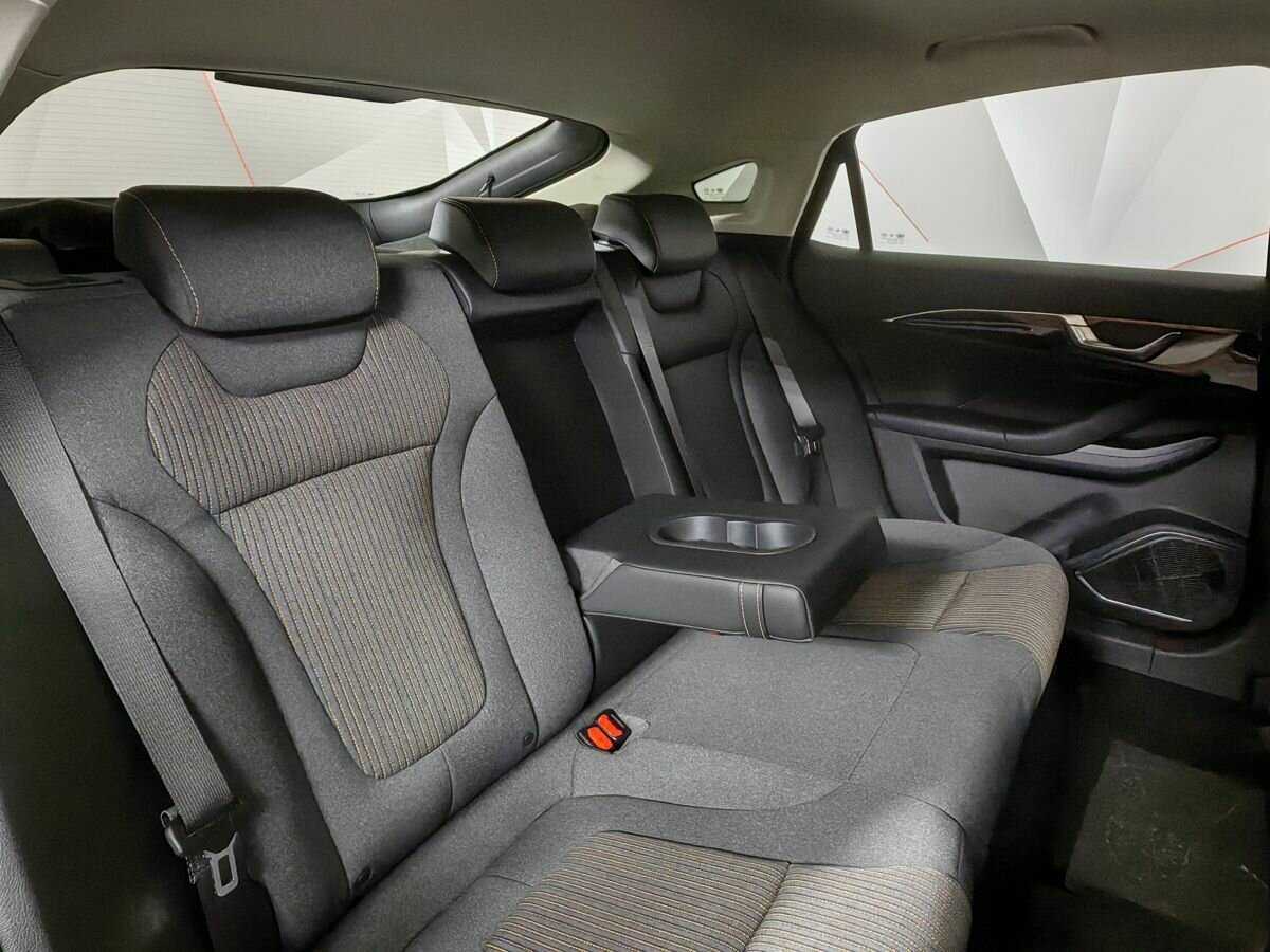 Б/У ФАВ Бестюн Б70 2023 года. Фото: #12