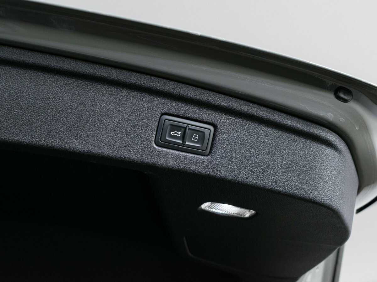 Б/У Ауди А5 2018 года. Фото: #7