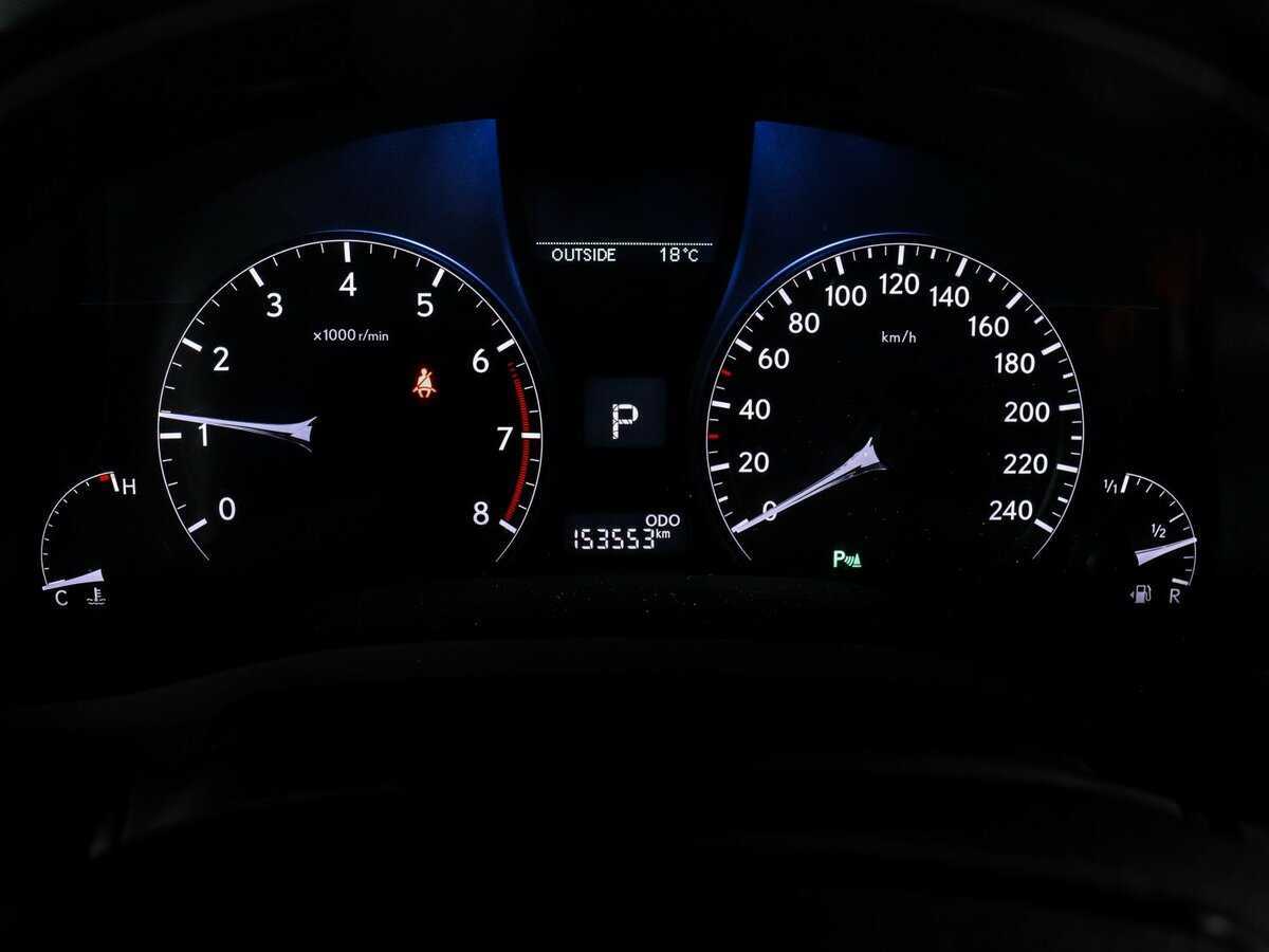 Б/У Лексус Р-Икс 2015 года. Фото: #7