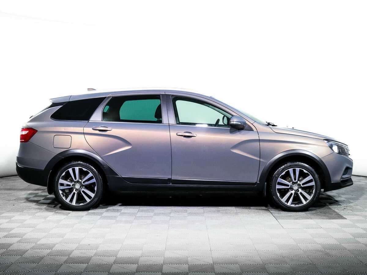 Б/У Лада (ВАЗ) Веста 2018 года. Фото: #3