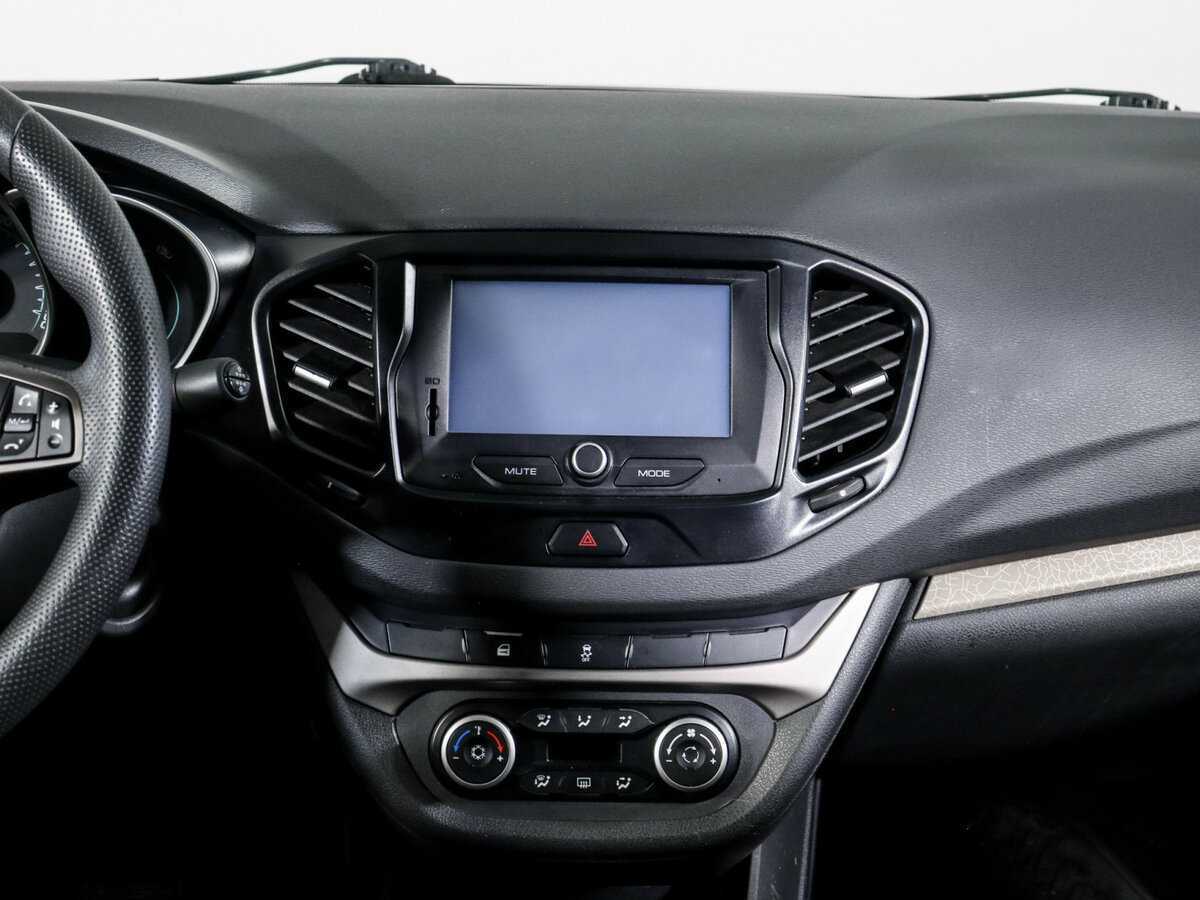 Б/У Лада (ВАЗ) Веста 2016 года. Фото: #12