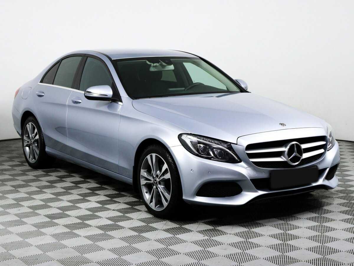 Б/У Мерседес-Бенц Ц-Класс 2017 года. Фото: #3