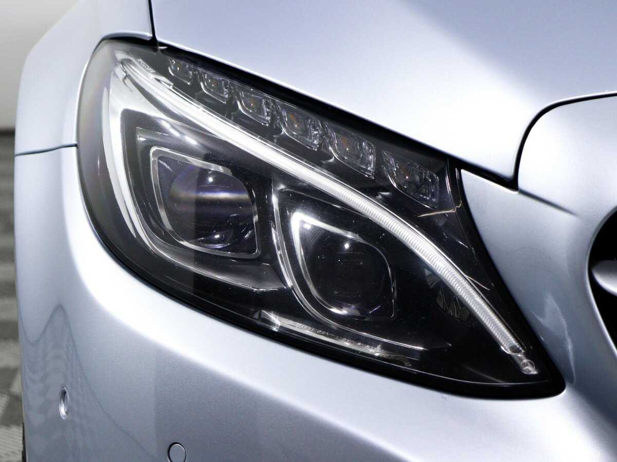 Б/У Мерседес-Бенц Ц-Класс 2017 года. Фото: #27