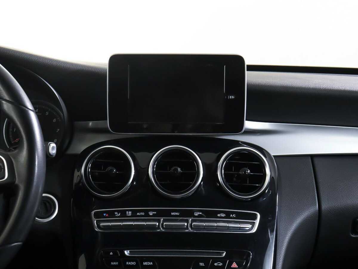 Б/У Мерседес-Бенц Ц-Класс 2017 года. Фото: #28