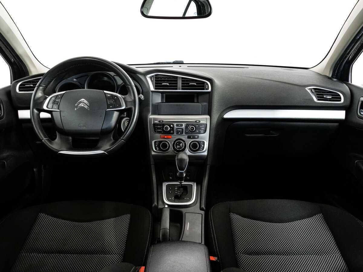 Б/У Ситроен Ц4 2016 года. Фото: #9