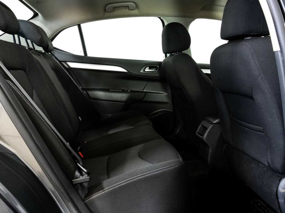 Б/У Ситроен Ц4 2016 года. Фото: #15