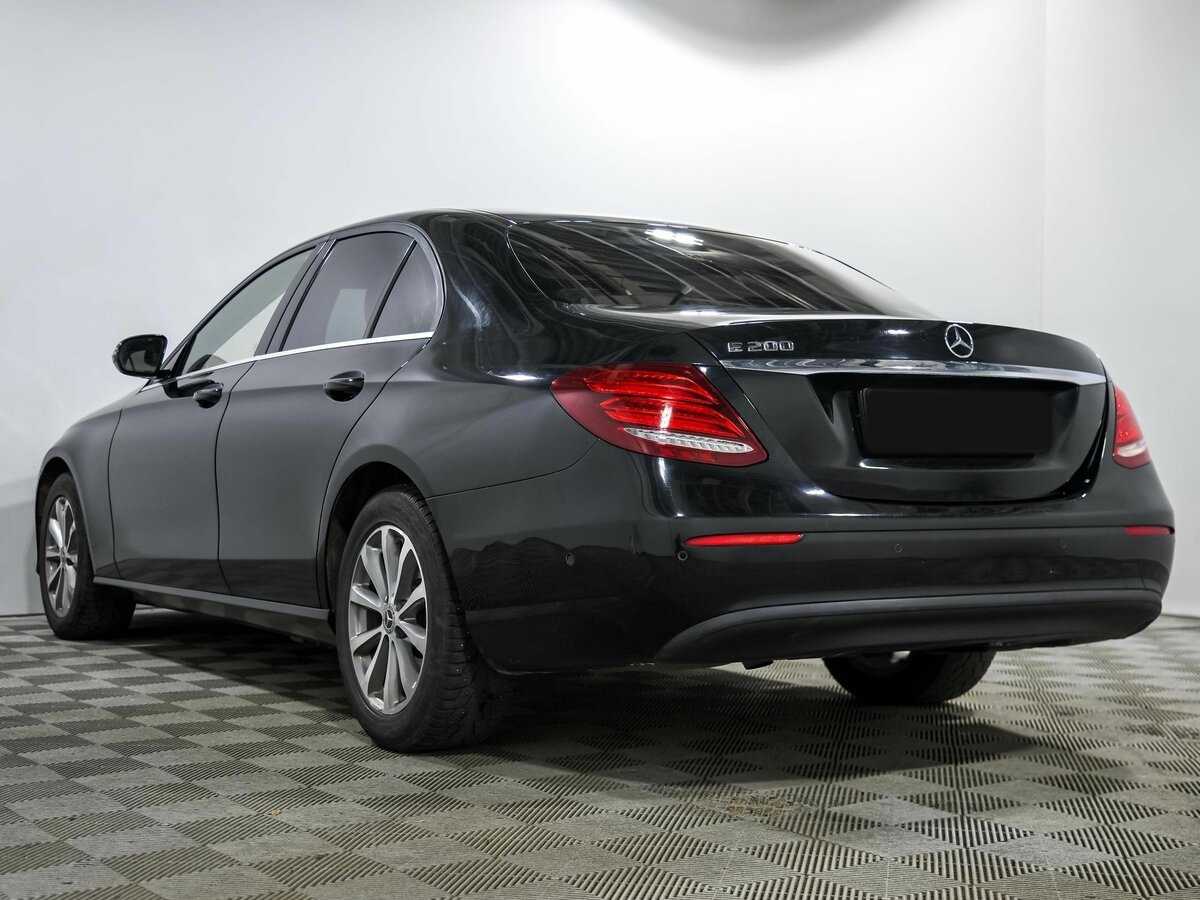 Б/У Мерседес-Бенц Е-Класс 2019 года. Фото: #5