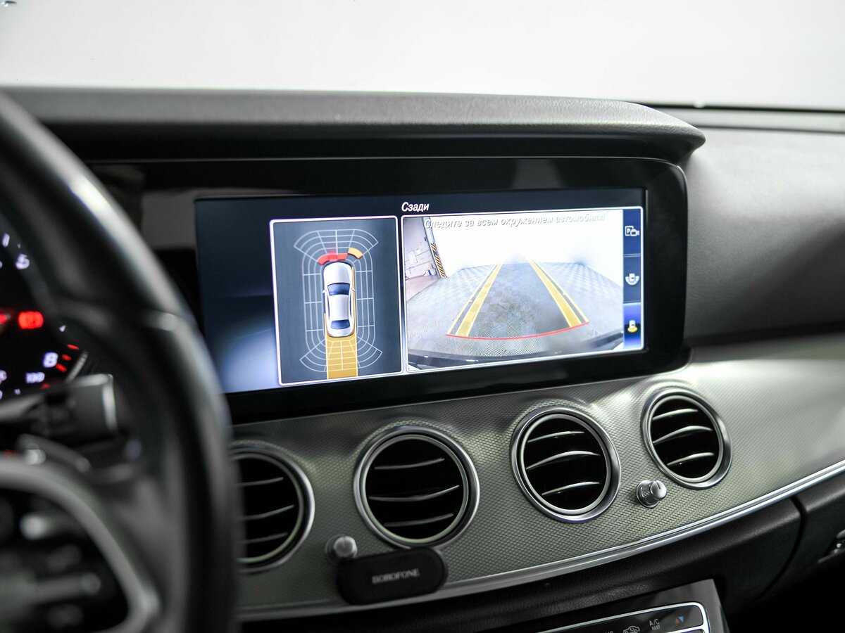 Б/У Мерседес-Бенц Е-Класс 2019 года. Фото: #10