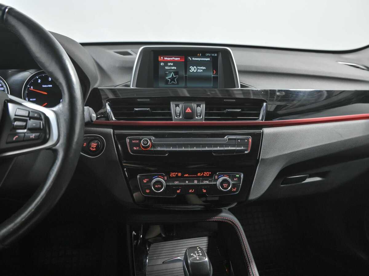 Б/У БМВ Икс1 2019 года. Фото: #9