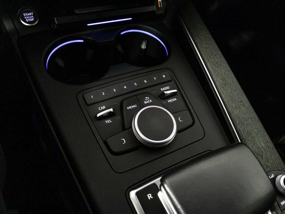 Б/У Ауди А4 2019 года. Фото: #17