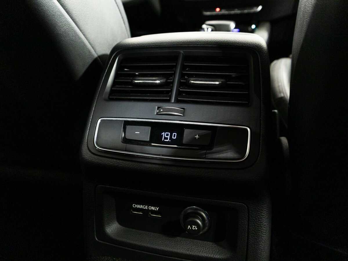 Б/У Ауди А4 2019 года. Фото: #20