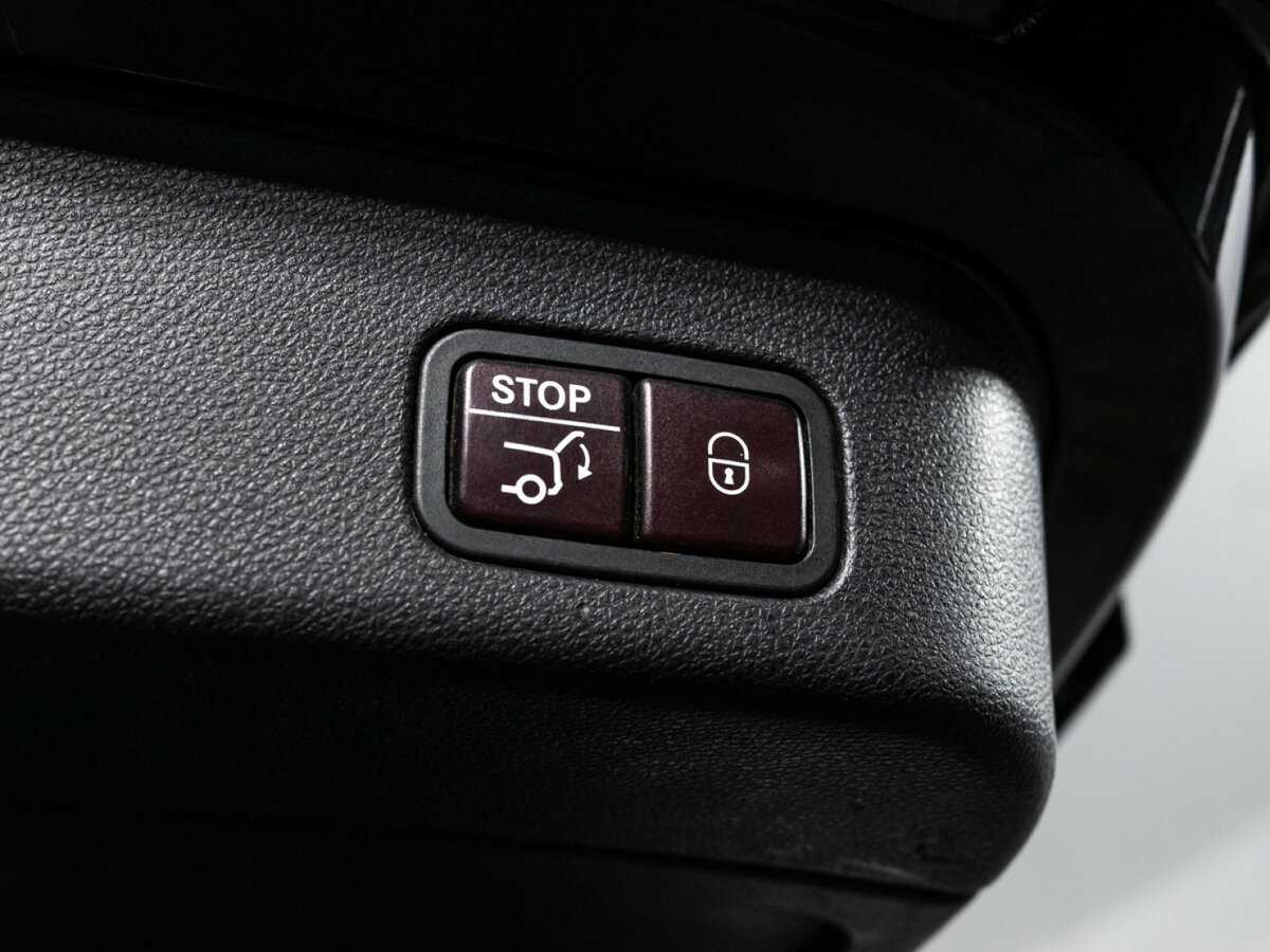 Б/У Мерседес-Бенц М-Класс 2012 года. Фото: #15