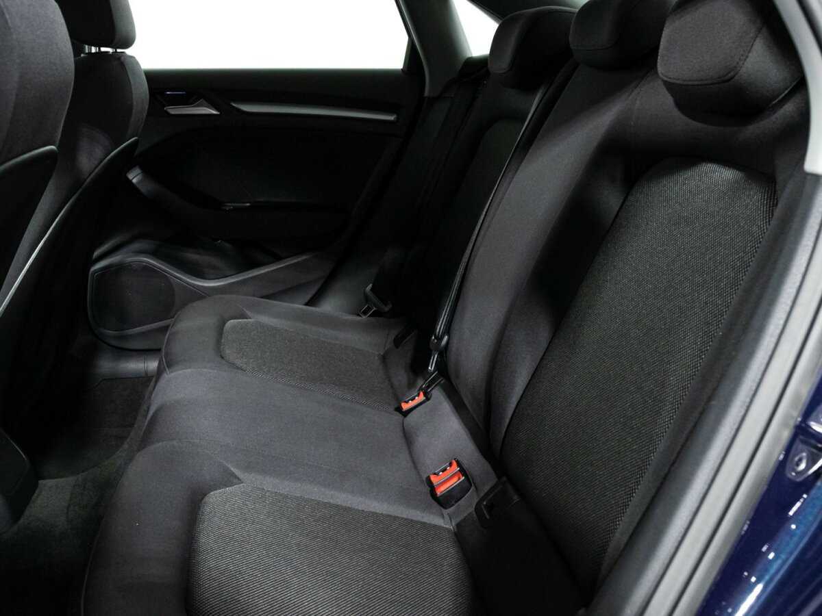 Б/У Ауди А3 2018 года. Фото: #9