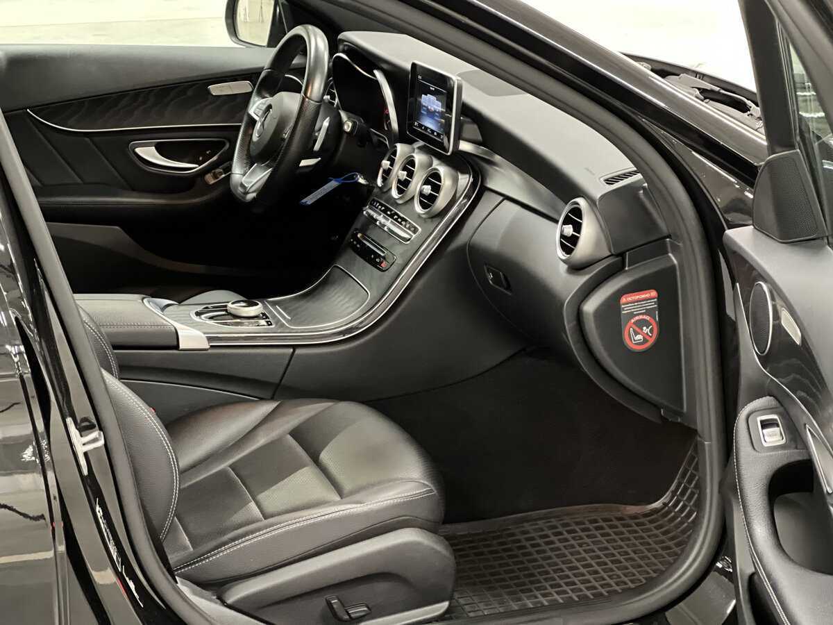 Б/У Мерседес-Бенц Ц-Класс 2018 года. Фото: #10