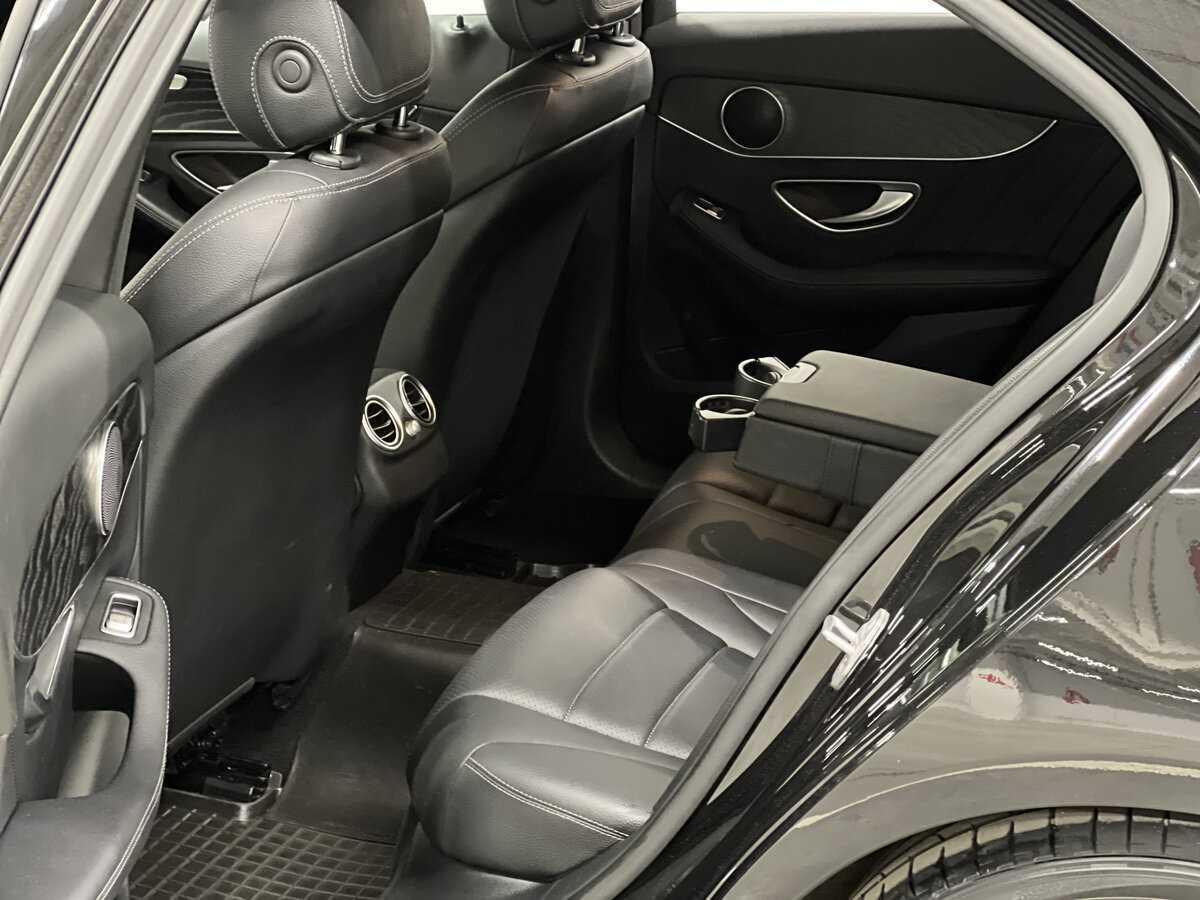 Б/У Мерседес-Бенц Ц-Класс 2018 года. Фото: #11