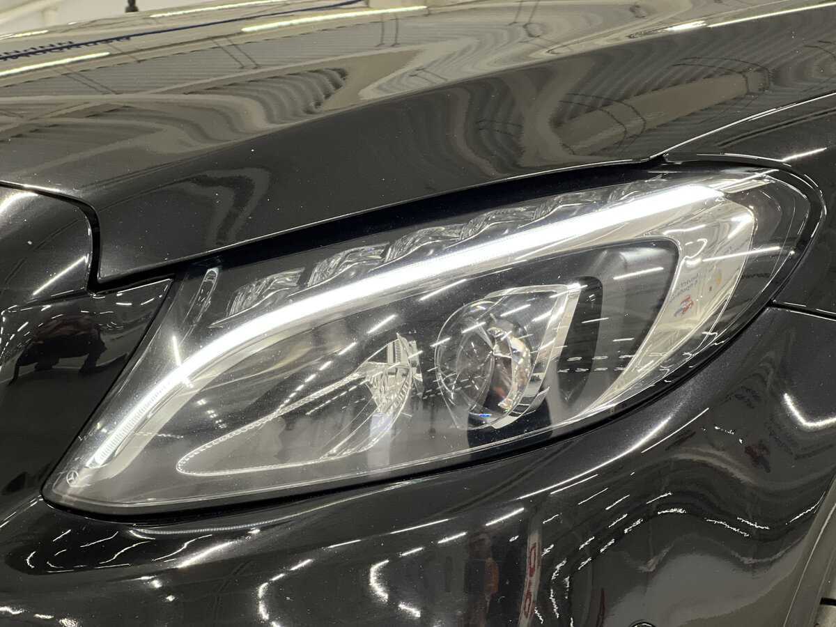 Б/У Мерседес-Бенц Ц-Класс 2018 года. Фото: #16