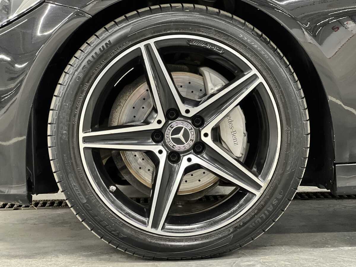 Б/У Мерседес-Бенц Ц-Класс 2018 года. Фото: #17