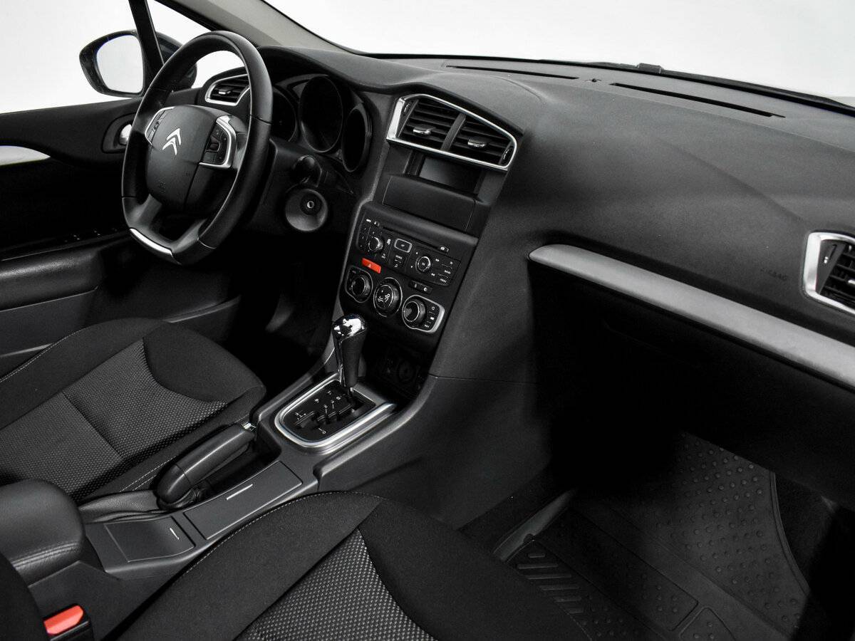 Б/У Ситроен Ц4 2013 года. Фото: #11