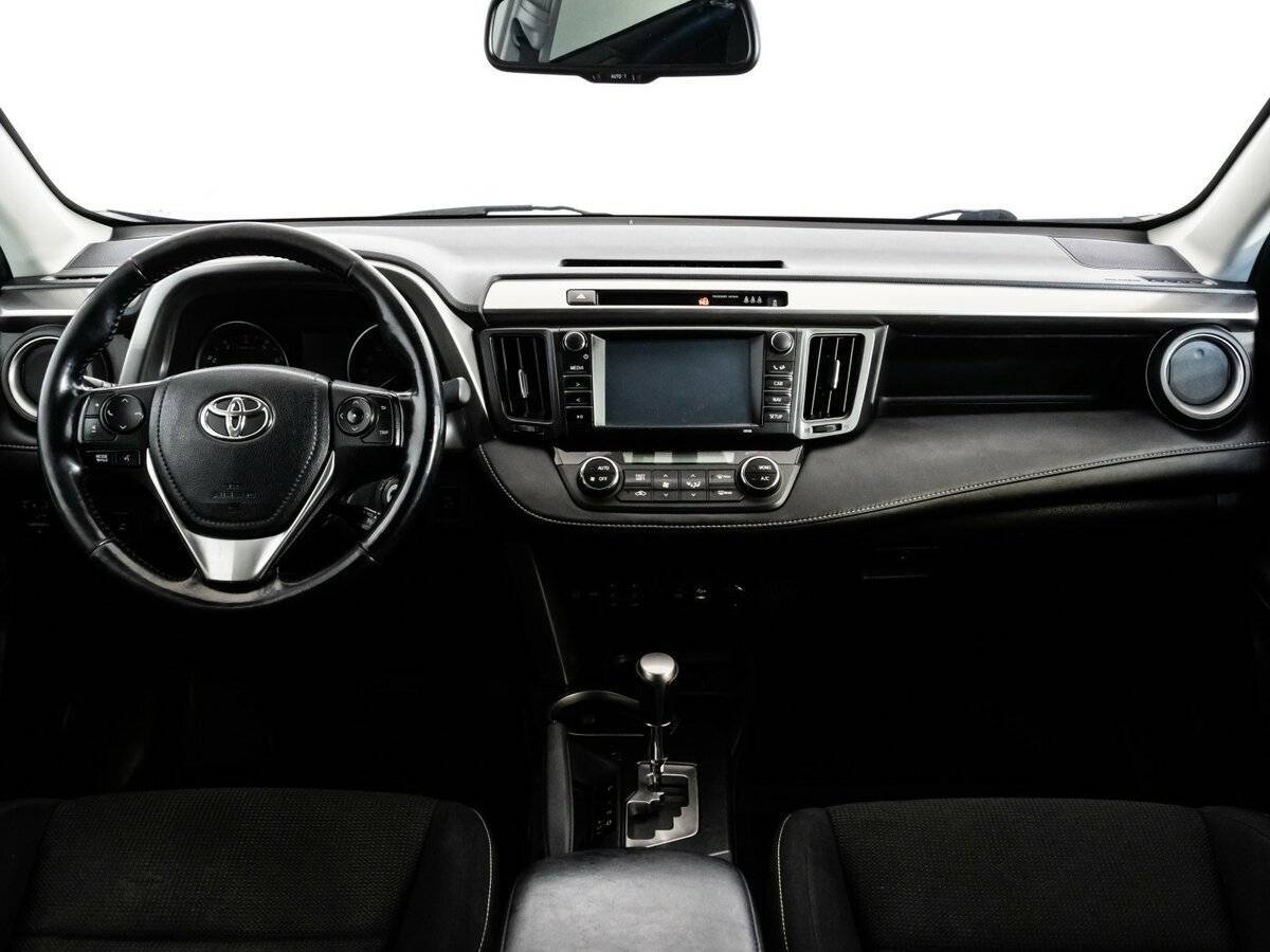 Б/У Тойота Рав4 2017 года. Фото: #7