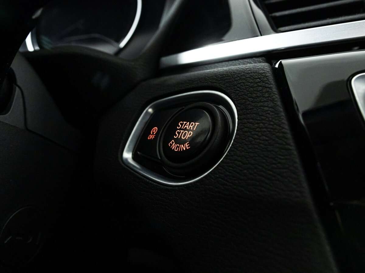 Б/У БМВ Икс1 2018 года. Фото: #19