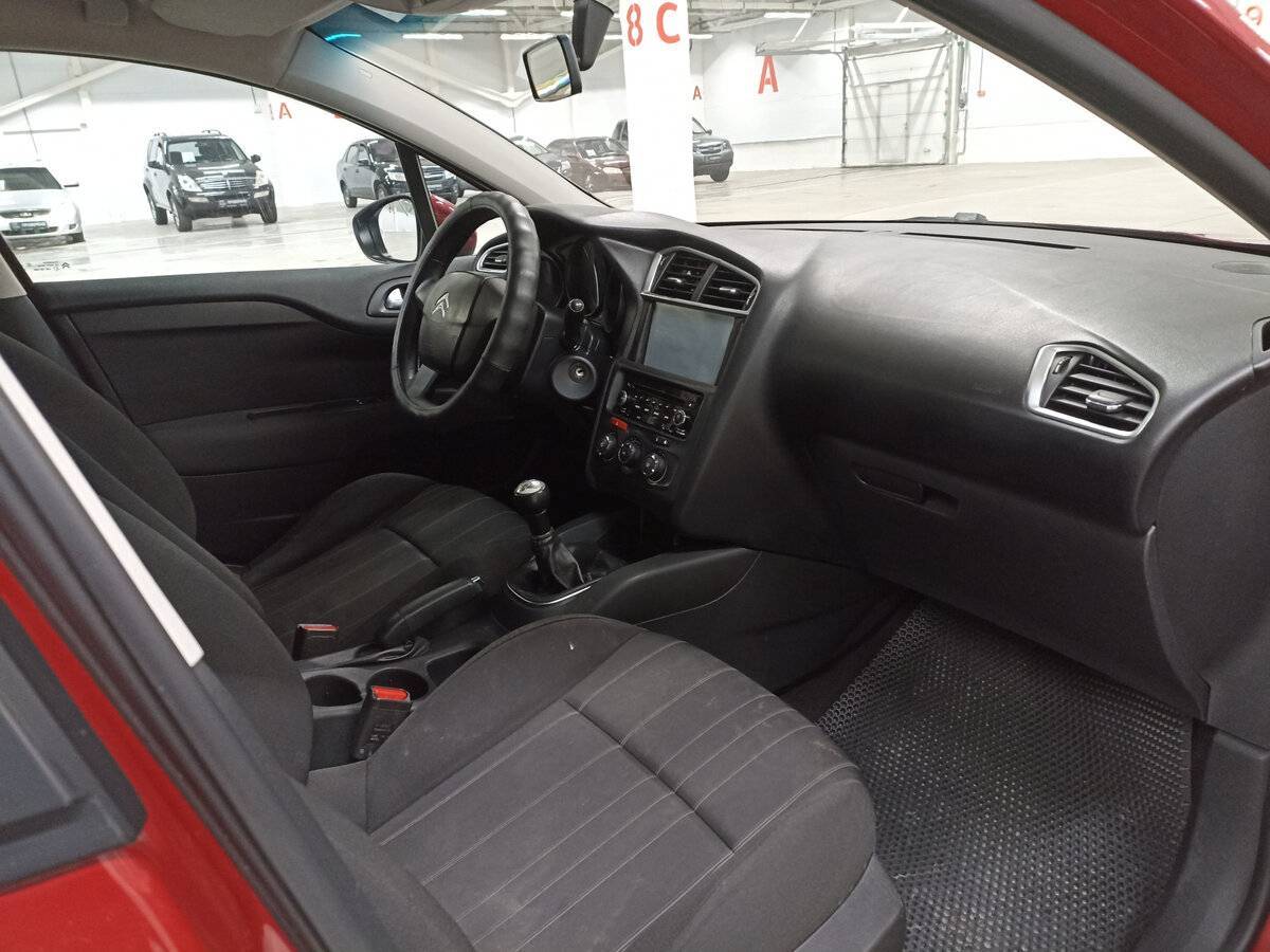 Б/У Ситроен Ц4 2012 года. Фото: #10