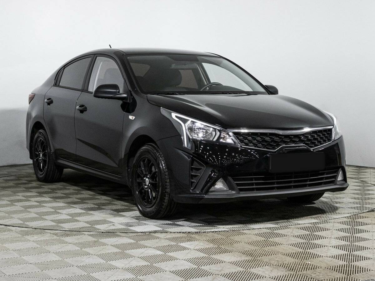 Б/У Киа Рио 2022 года. Фото: #2