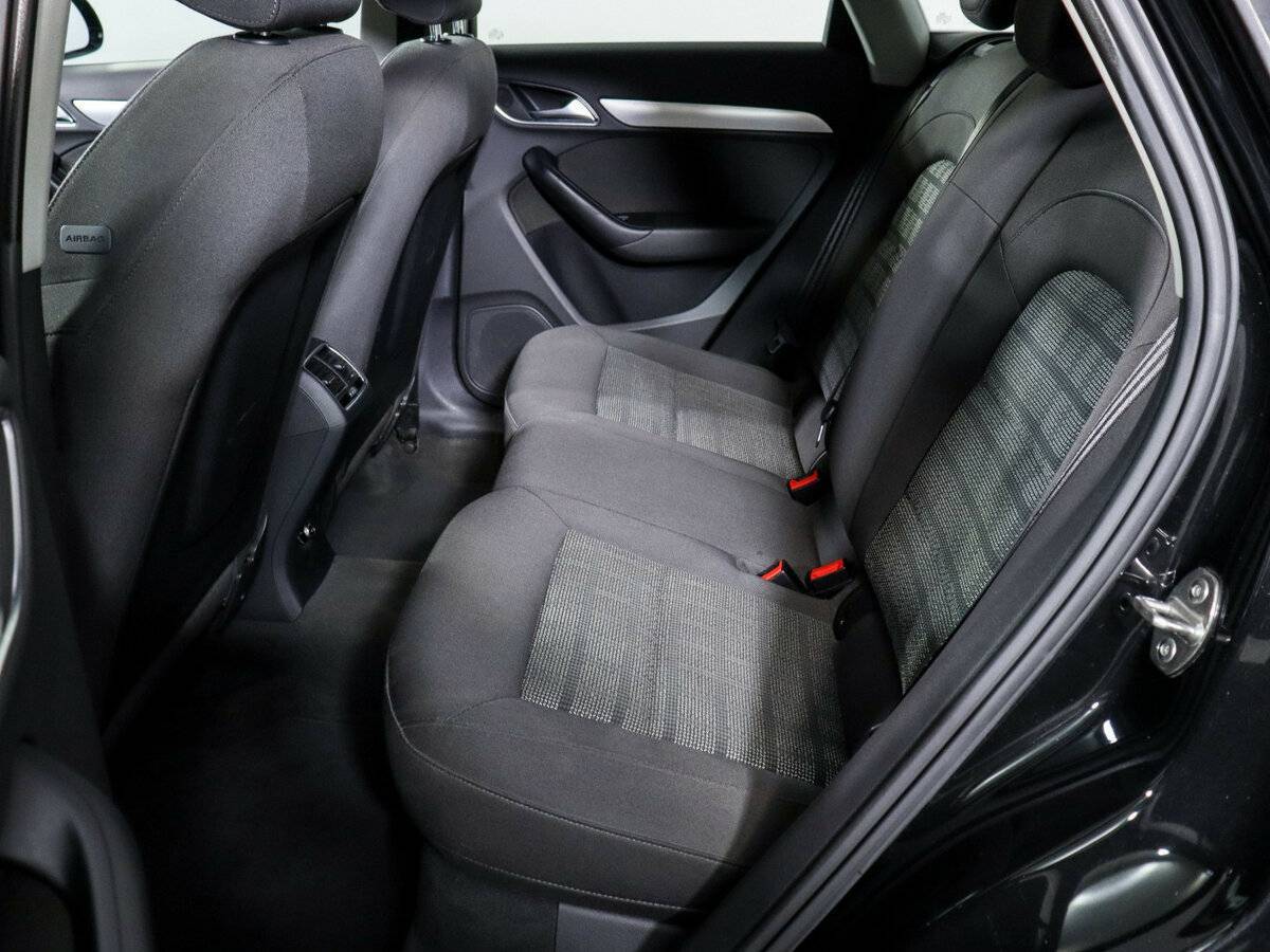 Б/У Ауди К3 2015 года. Фото: #5