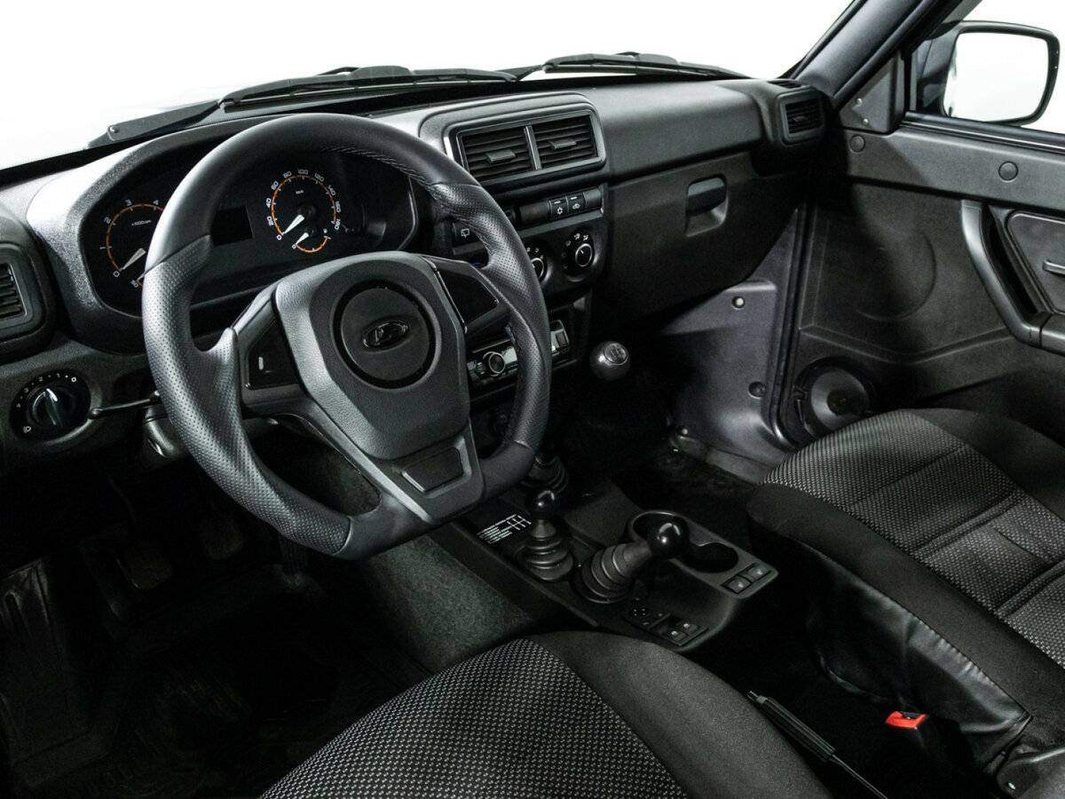 Б/У Лада (ВАЗ) Нива Лэдженд 2023 года. Фото: #10