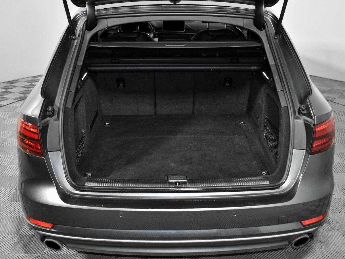 Б/У Ауди А4 2016 года. Фото: #18